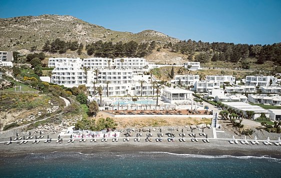 Dimitra Beach Hotel & Suites