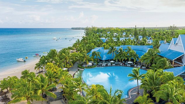 Victoria Beachcomber Resort & Spa