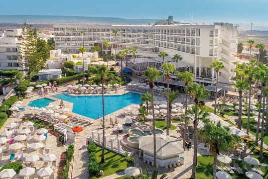 Leonardo Plaza Cypria Maris Beach Hotel & Spa