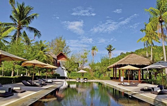 Twin Lotus Resort & Spa